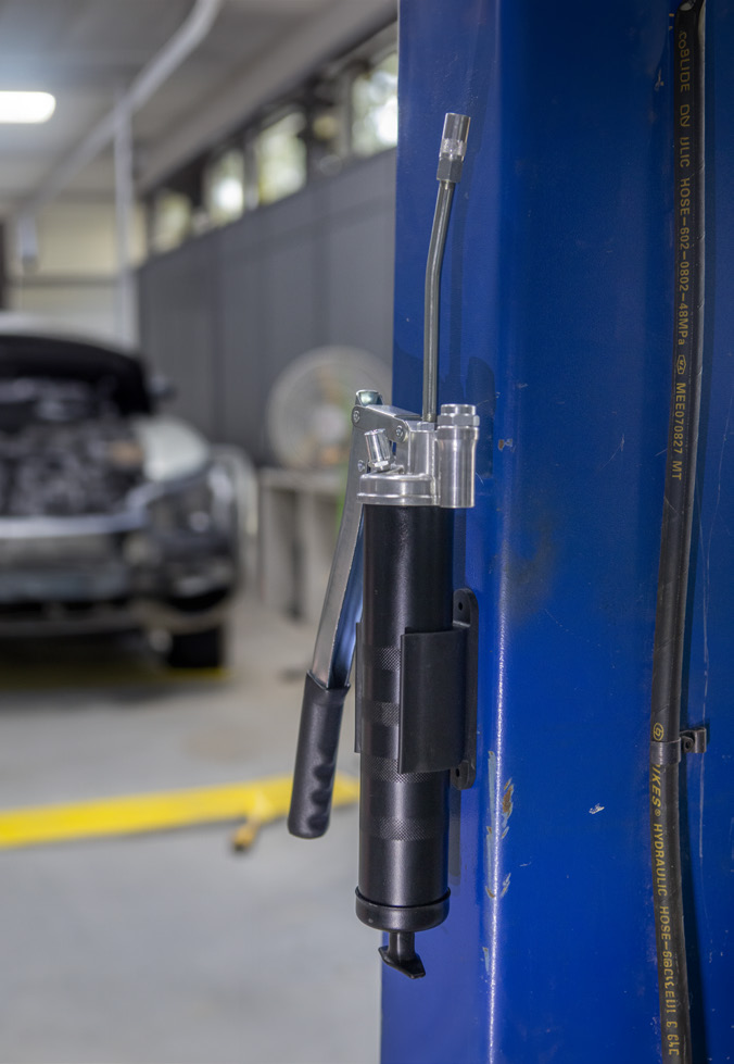 Mise en situation du support magnétique de pompe à graisse 07340510